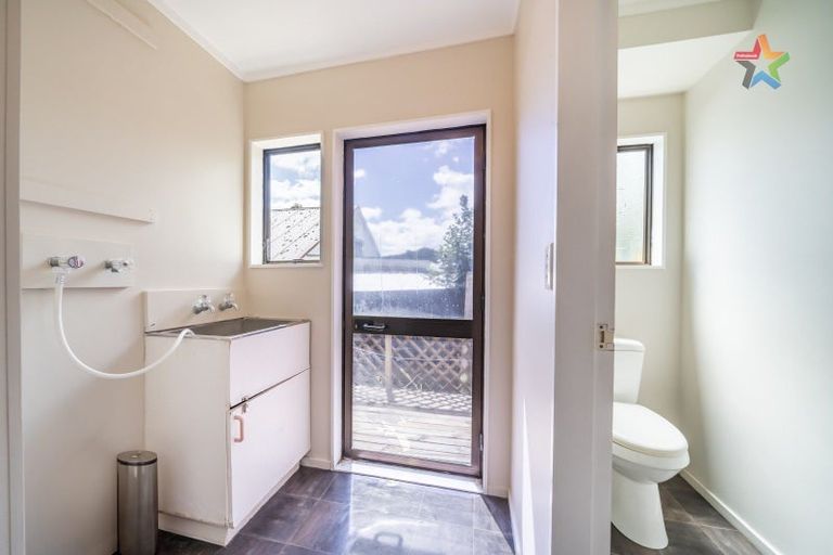 Photo of property in 2/33 Hay Street, Naenae, Lower Hutt, 5011