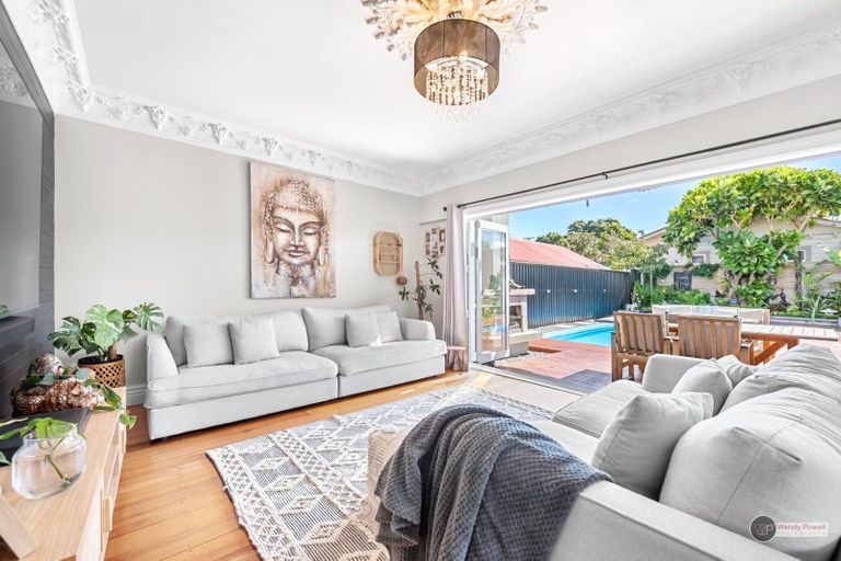 Photo of property in 113 Cuba Street, Petone, Lower Hutt, 5012