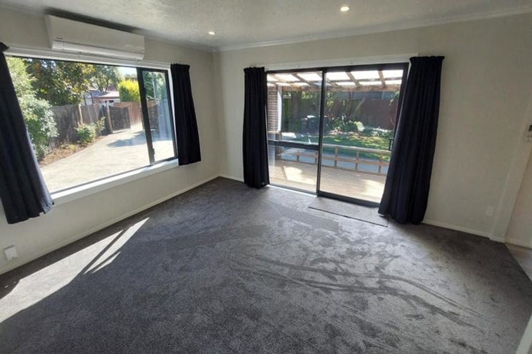 Photo of property in 16a Fovant Street, Russley, Christchurch, 8042