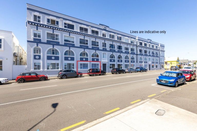Photo of property in Devonport Apartments, 21/127 Saint Aubyn Street, New Plymouth, 4310