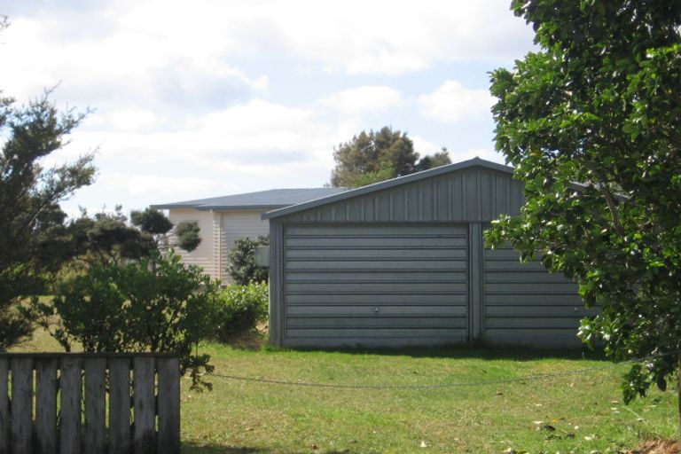 Photo of property in 17 Awatea Street, Mangawhai Heads, Mangawhai, 0505