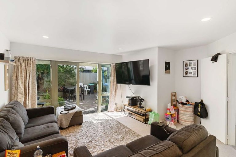 Photo of property in 4/61 Champion Street, Edgeware, Christchurch, 8013