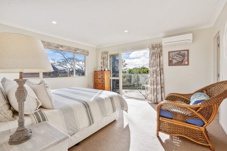 Photo of property in 22 Bermuda Place, One Tree Point, 0118