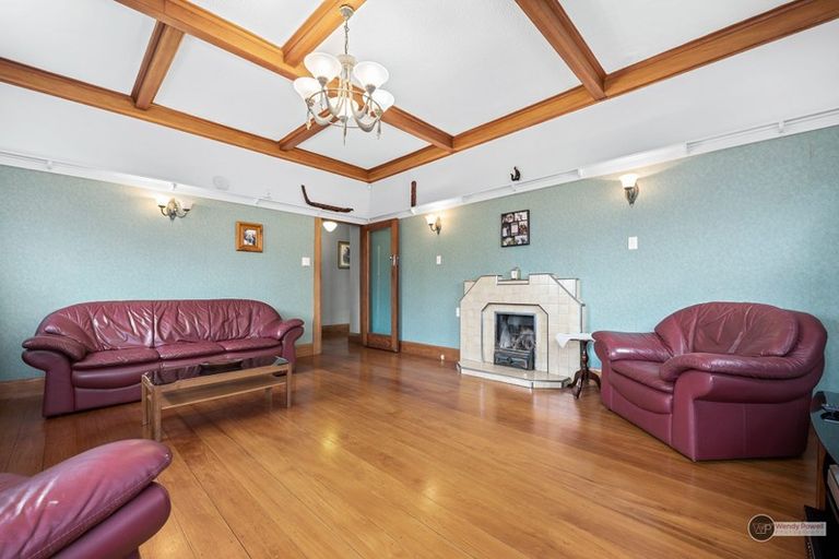 Photo of property in 1 Sherwood Street, Woburn, Lower Hutt, 5010