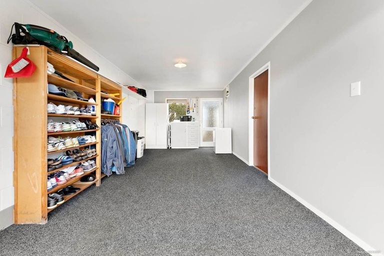 Photo of property in 7a Butley Drive, Farm Cove, Auckland, 2012