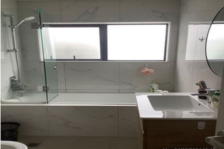 Photo of property in 24 Minhas Road, Papakura, 2110