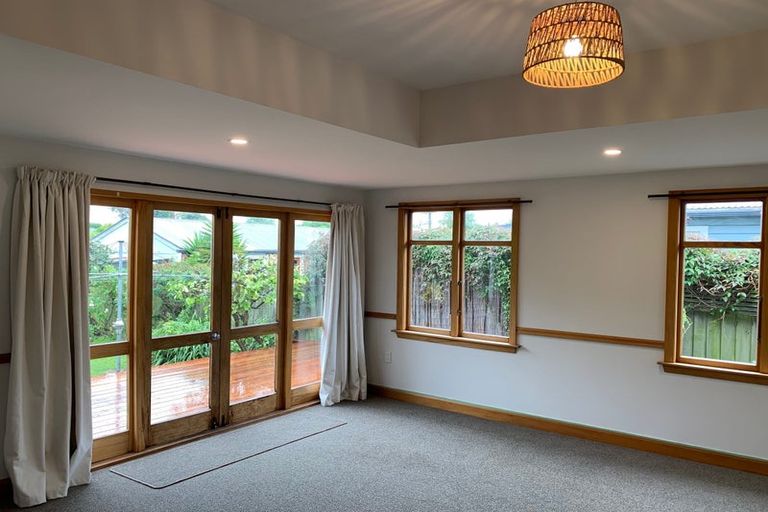 Photo of property in 18 Augusta Street, Redcliffs, Christchurch, 8081