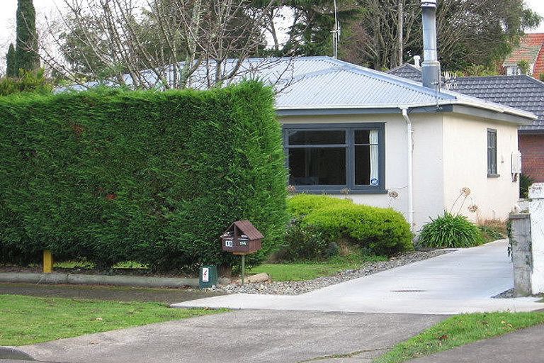 Photo of property in 17 East Street, Terrace End, Palmerston North, 4410