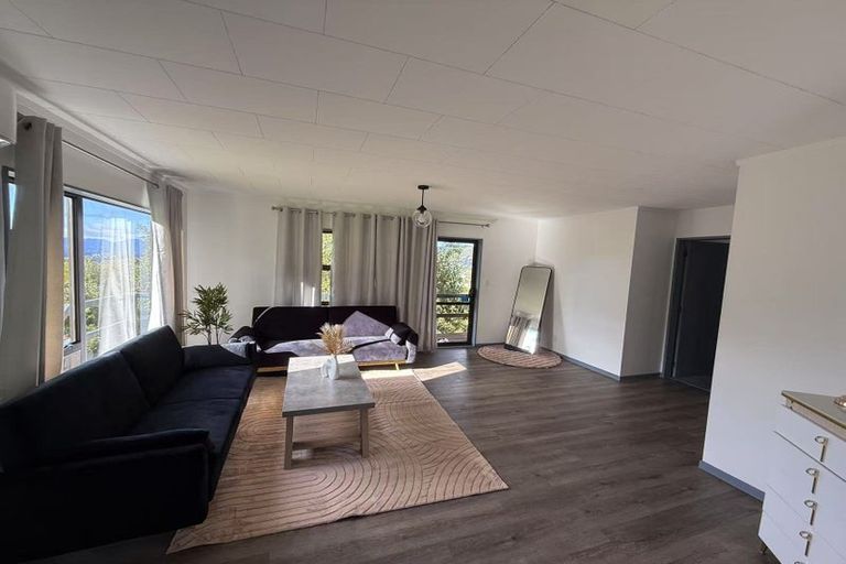 Photo of property in 73 Montgomery Avenue, Karori, Wellington, 6012