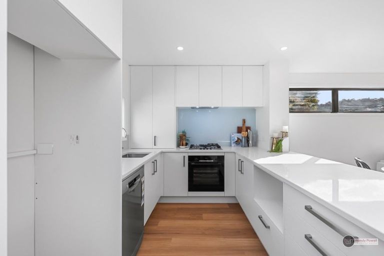 Photo of property in 7/51 Kings Crescent, Hutt Central, Lower Hutt, 5010