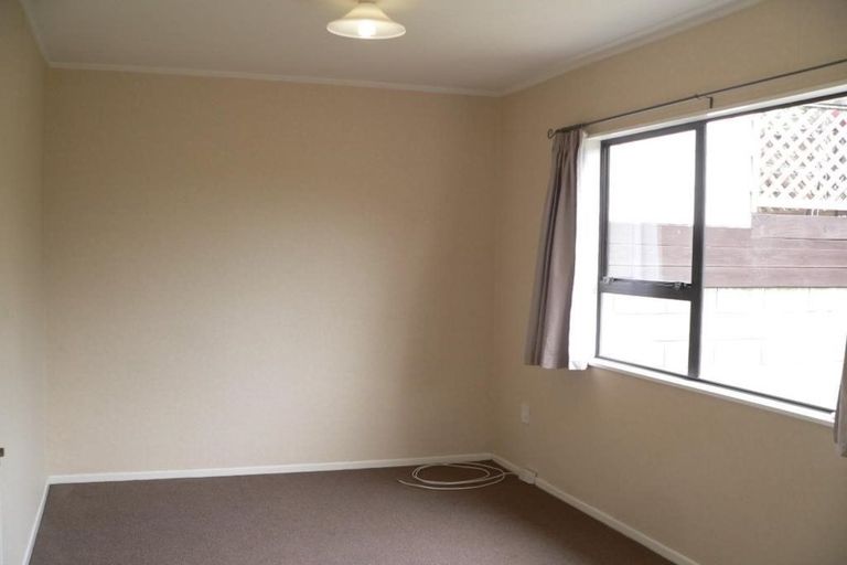 Photo of property in 58 Collins Avenue, Tawa, Wellington, 5028