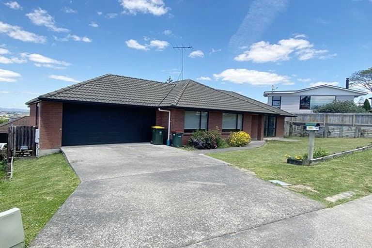 Photo of property in 44 Saralee Drive, Manurewa, Auckland, 2105
