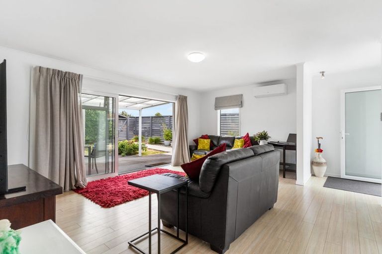 Photo of property in 81a Centreway Road, Orewa, 0931