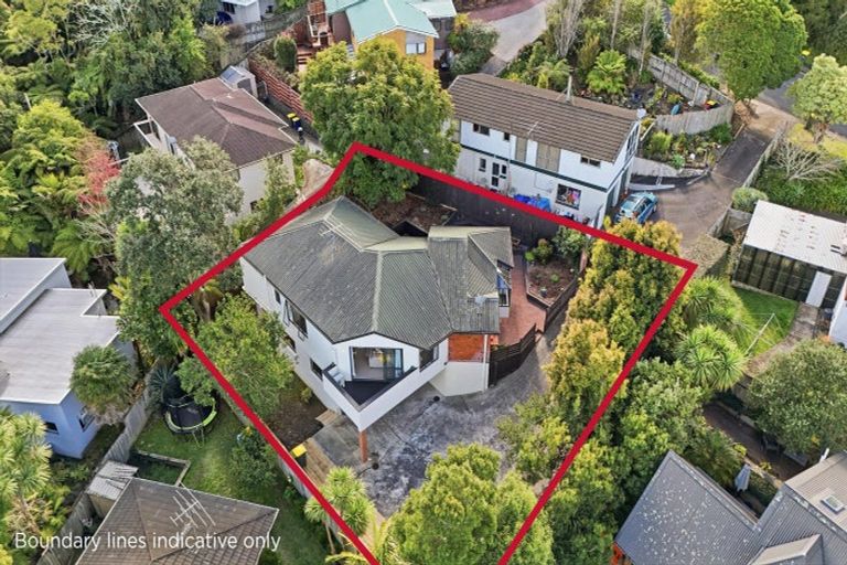 Photo of property in 2/18 Stredwick Drive, Torbay, Auckland, 0630