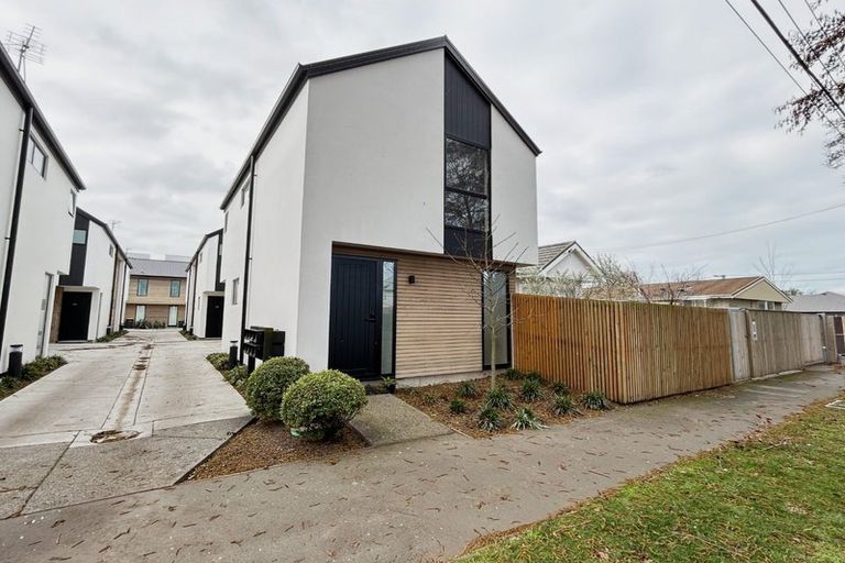 Photo of property in 97a Poulson Street, Addington, Christchurch, 8024