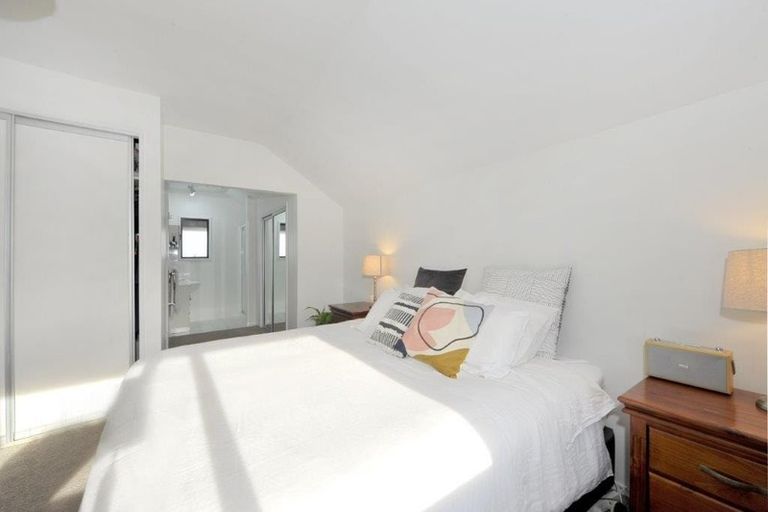 Photo of property in 2/71 Office Road, Merivale, Christchurch, 8014