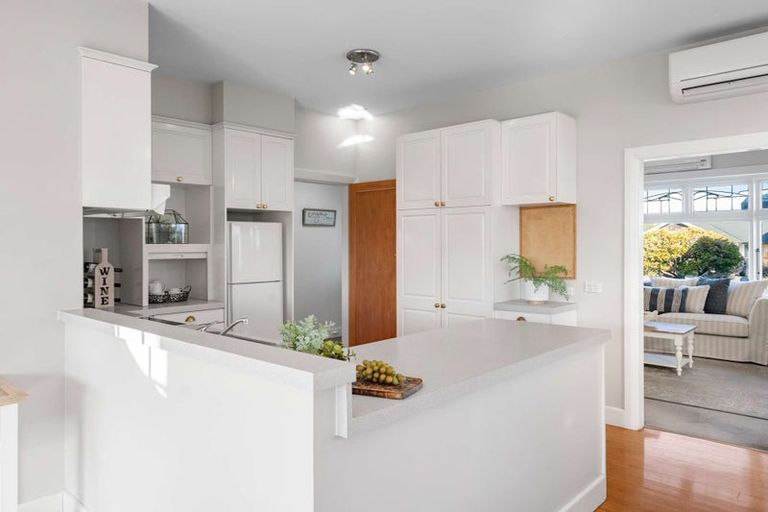 Photo of property in 132 Rutland Street, St Albans, Christchurch, 8052