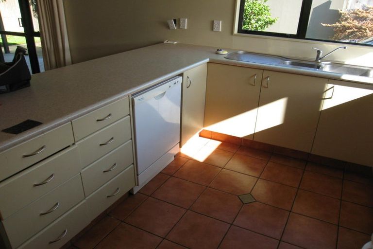 Photo of property in 112b Linton Street, West End, Palmerston North, 4410