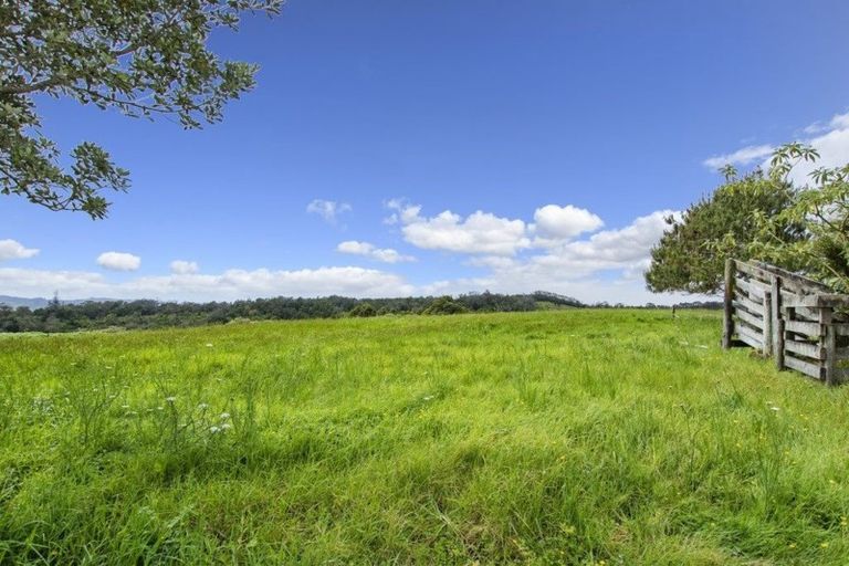 Photo of property in 52 O'shea Road, Maunu, Whangarei, 0110