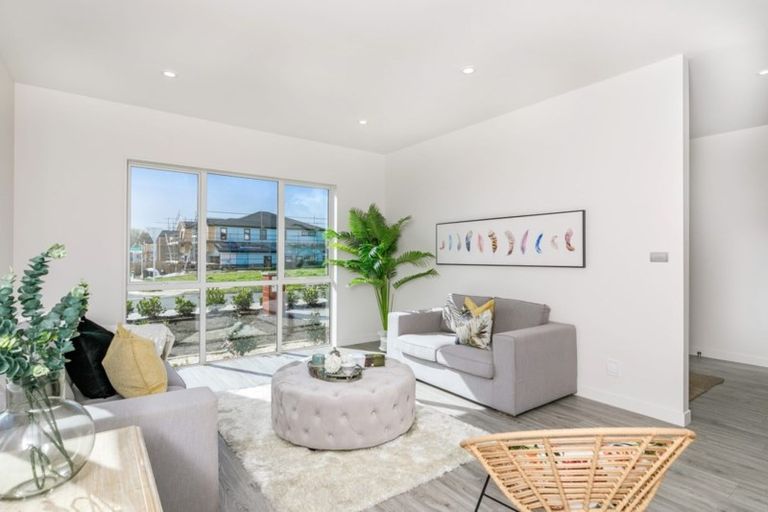 Photo of property in 6 Rauaruhe Road, Karaka, Papakura, 2113