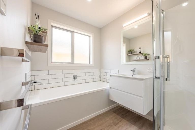 Photo of property in 299a Oxford Terrace, Avalon, Lower Hutt, 5011