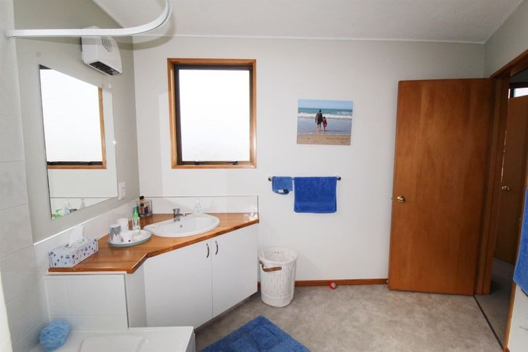 Photo of property in 12 Walbrook Crescent, Oamaru North, Oamaru, 9400