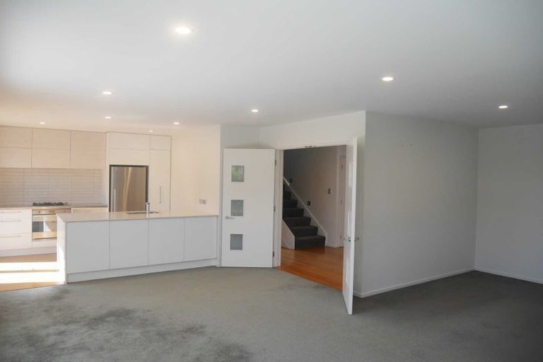 Photo of property in 63 Springfield Road, St Albans, Christchurch, 8014