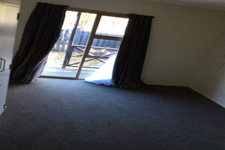 Photo of property in 4/25a Vine Street, Mangere East, Auckland, 2024