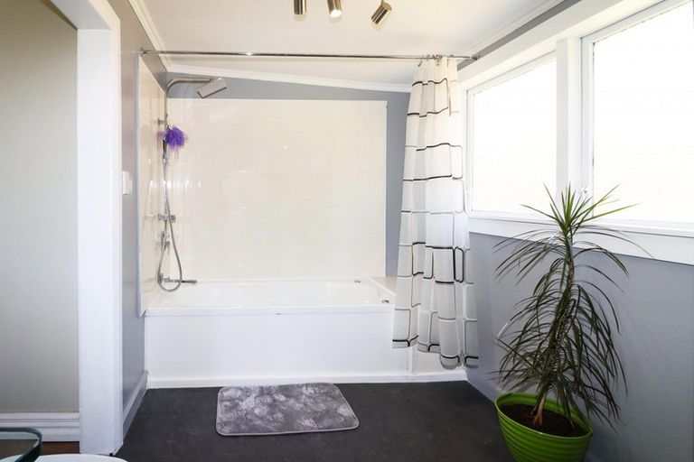 Photo of property in 21 Bridge Street, Eketahuna, 4900