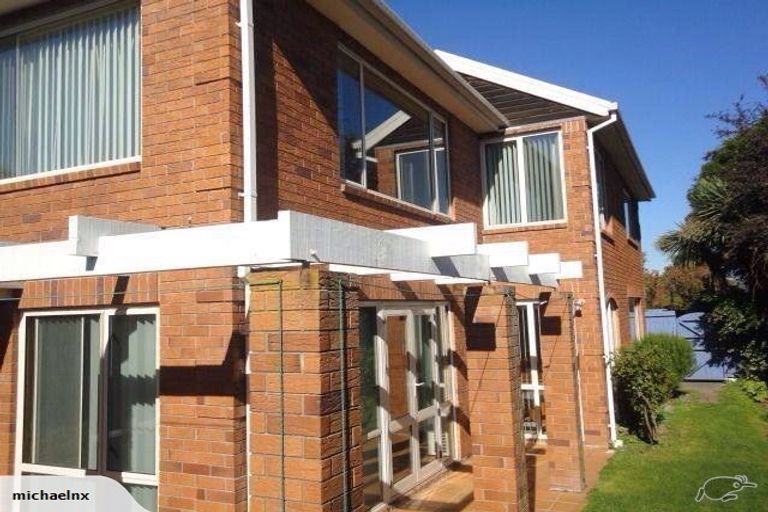 Photo of property in 94 Memorial Avenue, Ilam, Christchurch, 8053