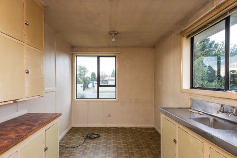 Photo of property in 32 Garvins Road, Hornby, Christchurch, 8042