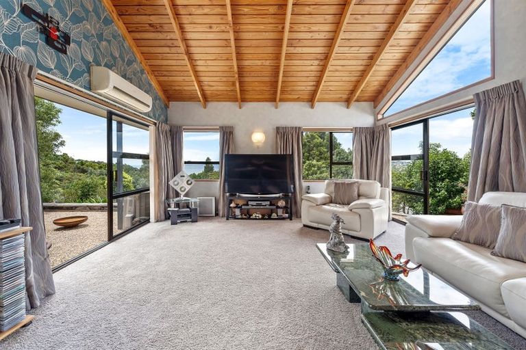 Photo of property in 32 Layton Road, Manly, Whangaparaoa, 0930