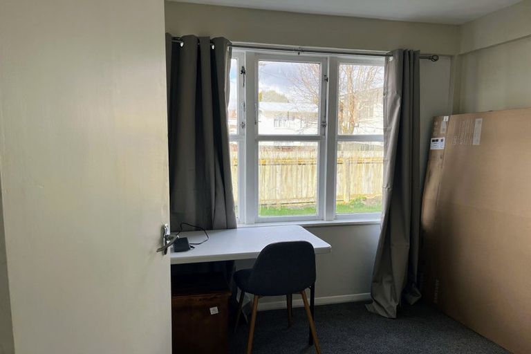 Photo of property in 2 Totara Street, Trentham, Upper Hutt, 5018