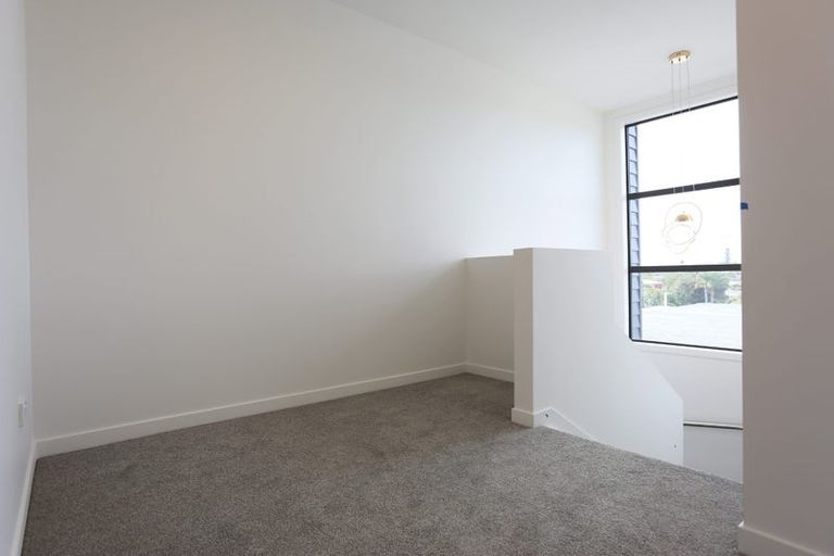 Photo of property in 13b King Richard Place, Browns Bay, Auckland, 0630