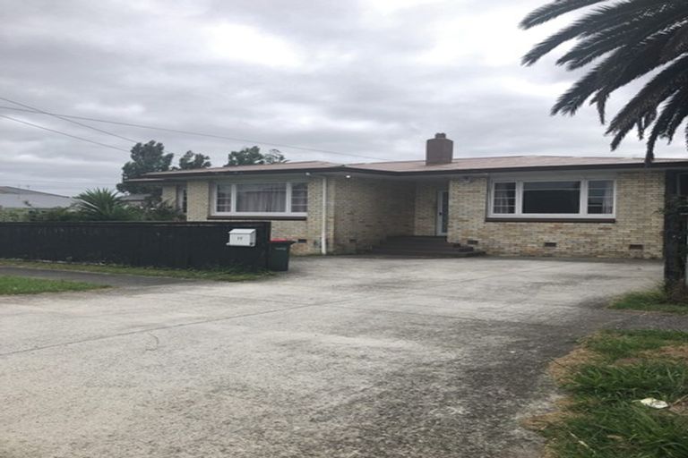 Photo of property in 17 Viola Avenue, Mangere East, Auckland, 2024