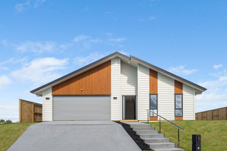 Photo of property in 10 Tapsell Drive, Matamata, 3400