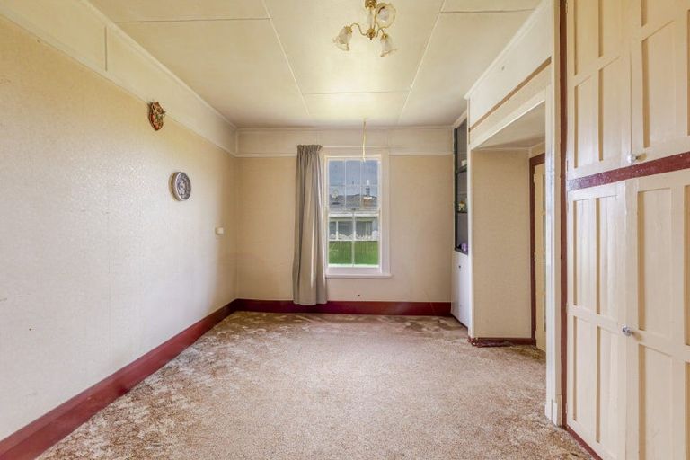 Photo of property in 60 Sydney Street, Takapau, 4203