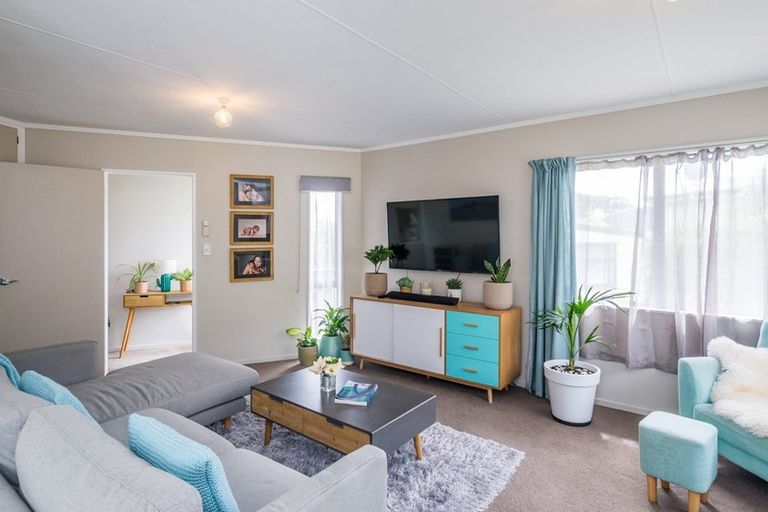Photo of property in 52a Hinemoa Street, Paraparaumu, 5032