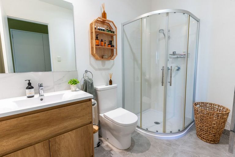 Photo of property in 7a Podgora Avenue, Kumeu, 0810