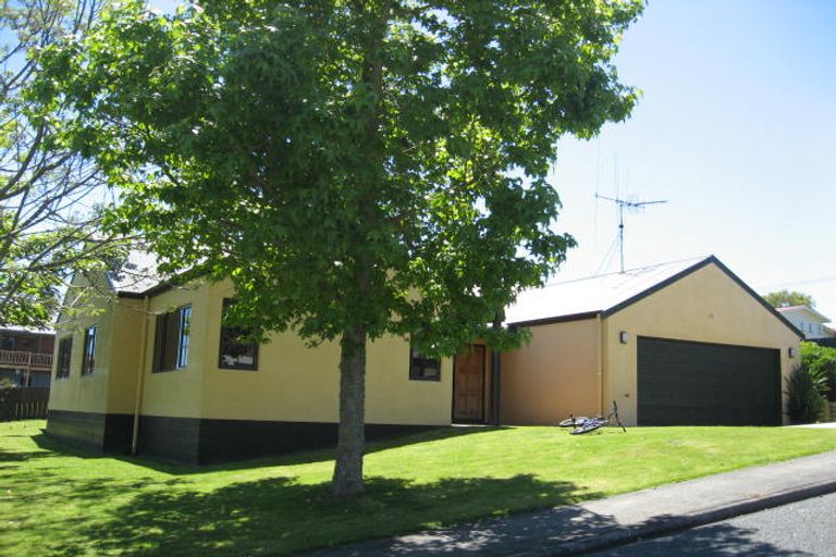 Photo of property in 2 Rosehill Lane, Te Awamutu, 3800