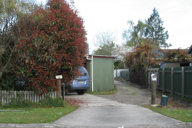 Photo of property in 6a Farnworth Avenue, Holdens Bay, Rotorua, 3010
