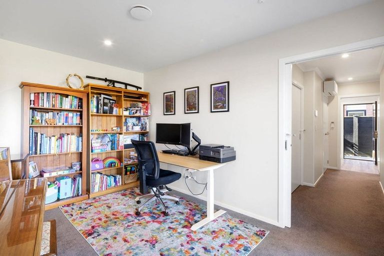 Photo of property in 6 Lewis Way, Cambridge, 3434