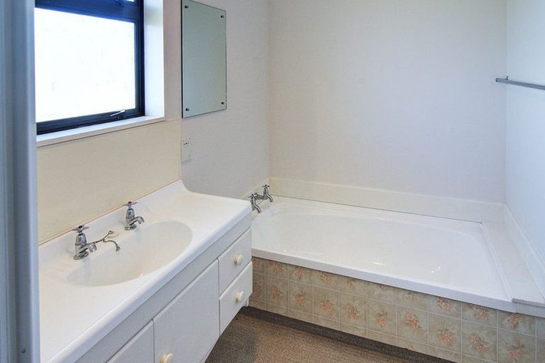 Photo of property in 31c Albert Street, Masterton, 5810