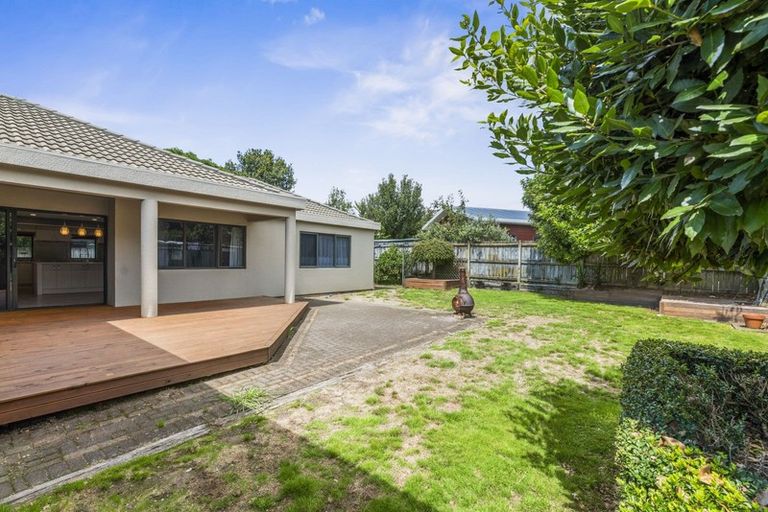 Photo of property in 22 Hoyte Place, Pukehangi, Rotorua, 3015
