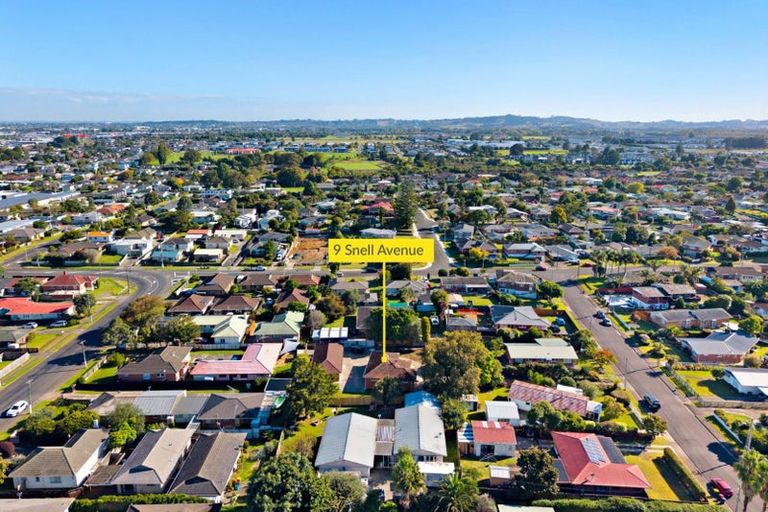 Photo of property in 9 Snell Avenue, Papakura, 2110