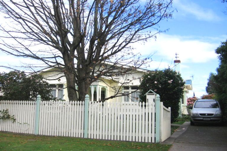 Photo of property in 11 Matai Street, Woburn, Lower Hutt, 5010
