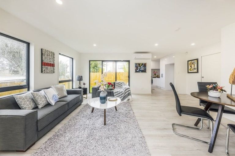 Photo of property in 141a Russell Road, Manurewa, Auckland, 2102