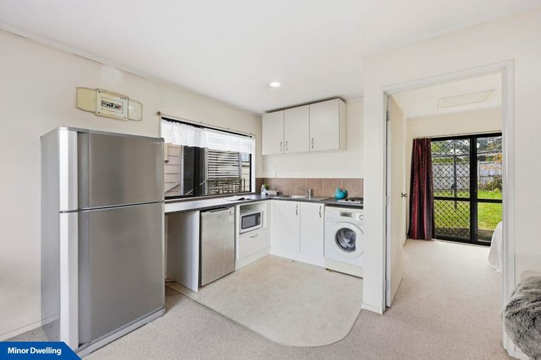 Photo of property in 2 Marvon Downs Avenue, Pakuranga Heights, Auckland, 2010