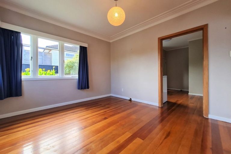 Photo of property in 33 Michaels Avenue, Ellerslie, Auckland, 1051