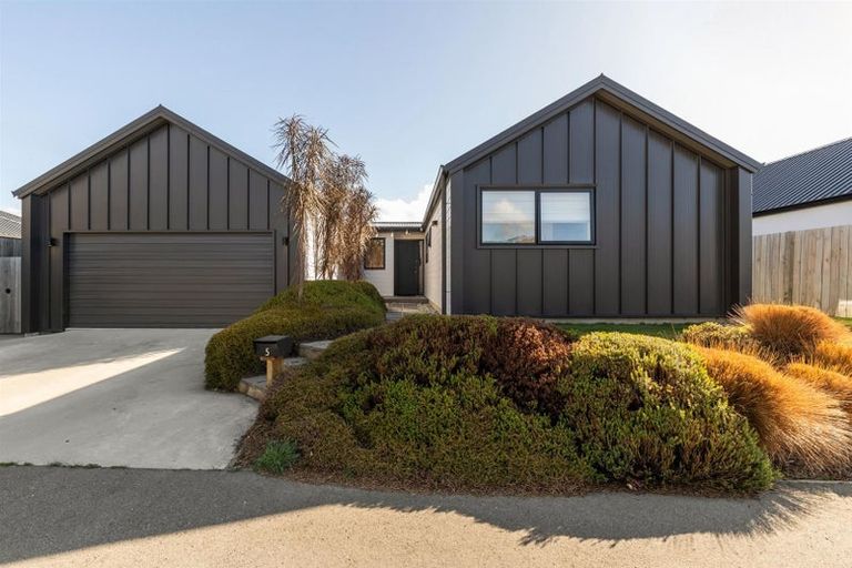 Photo of property in 5 Peppercorn Terrace, Lower Shotover, Queenstown, 9304
